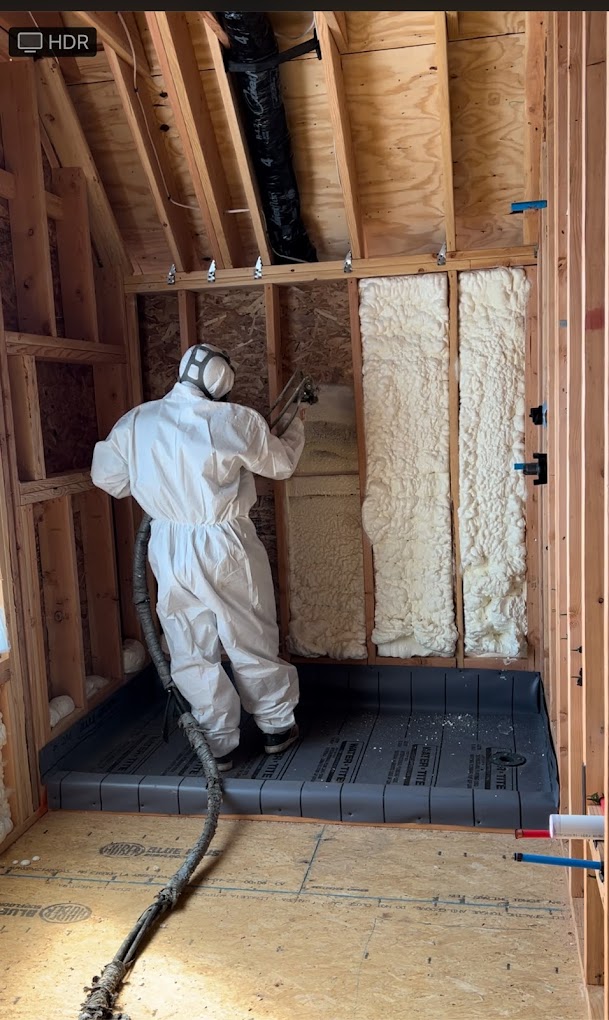 Attic & Crawl Space Insulation - Spray foam insulation service